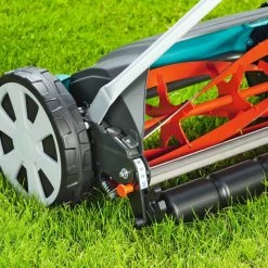 Gardena Comfort Spindelmäher, 400 C / 40 Cm, Für Max. Fläche 250 M² 9 Gardena Comfort Spindelmäher, 400 C / 40 Cm, Für Max. Fläche 250 M² -Pflanzen Paradies Verkauf 2910600028 Comfort Spindelmaeher 400C 40cm fuer max Flaeche 250 Quadratmeter 1 61657