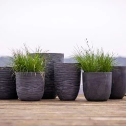 Pflanzgefäß 'Smooth', Grau, Ø 35 X H 34 Cm -Pflanzen Paradies Verkauf 3210104122 3210104123 3210104124 3210104125 pflanzgefaess rib smooth 116915