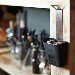 Höfats JOHNNY CATCH Wand-Flaschenöffner Mit Fangbecher Aus Gebürstetem Edelstahl -Pflanzen Paradies Verkauf 3920501771 JOHNNY CATCH Wand Flaschenoeffner mit Fangbecher 9 57549