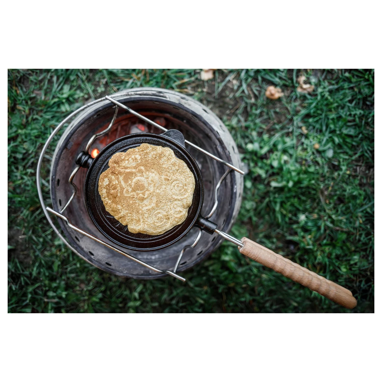 Petromax Wende-Waffeleisen, Schwarz, H 9 X B 22 X T 54 Cm 6 Petromax Wende-Waffeleisen, Schwarz, H 9 X B 22 X T 54 Cm – Bild 4